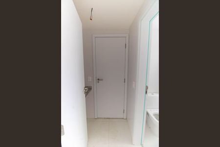 Apartamento à venda com 201m², 3 quartos e 2 vagas Apartamento à venda com 201m², 3 quartos e 2 vagasBanheiro das Suítes Canadense