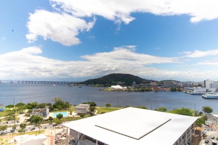 Apartamento à venda com 201m², 3 quartos e 2 vagas Apartamento à venda com 201m², 3 quartos e 2 vagasVista