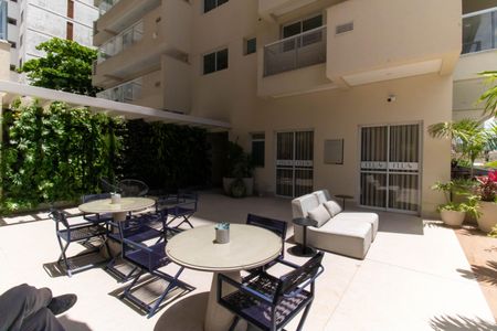 Apartamento à venda com 201m², 3 quartos e 2 vagas Apartamento à venda com 201m², 3 quartos e 2 vagasÁrea comum