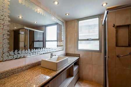 Apartamento à venda com 210m², 3 quartos e 2 vagas