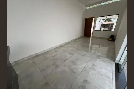 Casa à venda com 3 quartos, 200m² em Parque Copacabana, Belo Horizonte