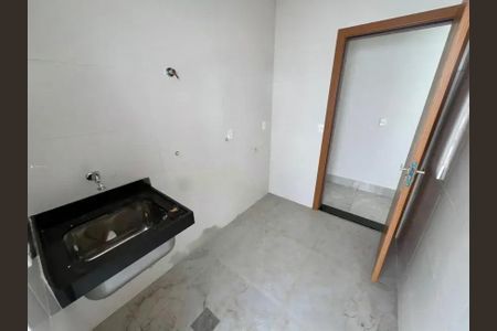 Casa à venda com 3 quartos, 200m² em Parque Copacabana, Belo Horizonte