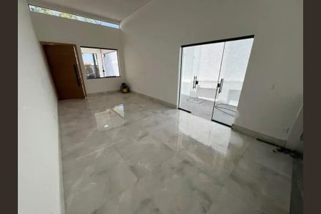 Casa à venda com 3 quartos, 200m² em Parque Copacabana, Belo Horizonte