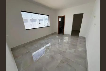 Casa à venda com 3 quartos, 200m² em Parque Copacabana, Belo Horizonte