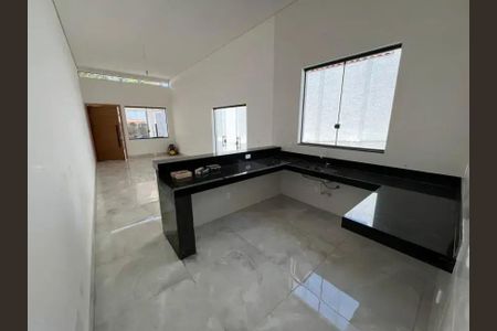 Casa à venda com 3 quartos, 200m² em Parque Copacabana, Belo Horizonte