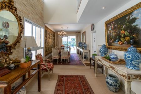 Casa à venda com 360m², 4 quartos e 6 vagasSala de Jantar