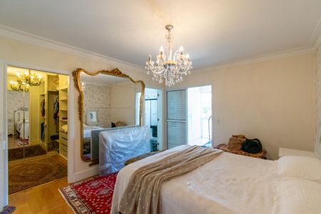 Casa à venda com 360m², 4 quartos e 6 vagasSuíte 1