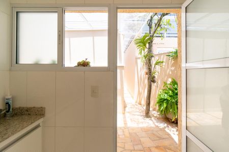 Casa à venda com 360m², 4 quartos e 6 vagasÁrea de Serviço