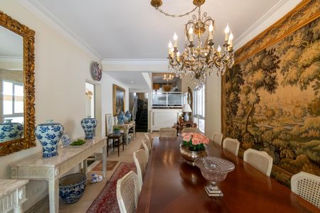 Casa à venda com 360m², 4 quartos e 6 vagasSala de Jantar