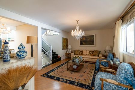 Sala de Estar de casa à venda com 4 quartos, 360m² em Jardim Prudência, São Paulo