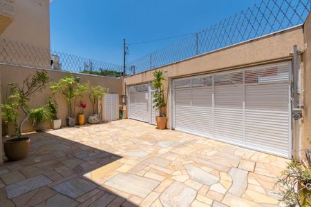 Casa à venda com 360m², 4 quartos e 6 vagasGaragem