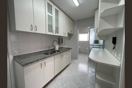 Apartamento à venda com 91m², 3 quartos e 2 vagasCozinha