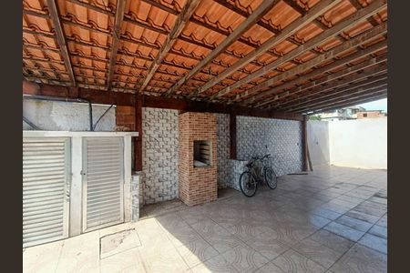 Apartamento para alugar com 42m², 2 quartos e 1 vaga Apartamento para alugar com 42m², 2 quartos e 1 vagaÁrea comum - Churrasqueira