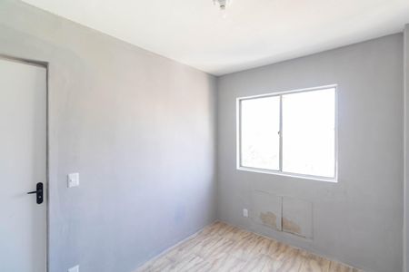 Quarto 2 de apartamento para alugar com 2 quartos, 42m² em Inhoaíba, Rio de Janeiro