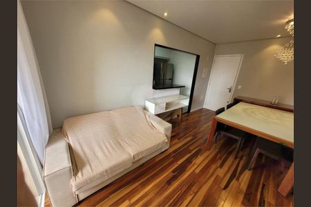 Casa à venda com 2 quartos, 73m² em Jardim Umuarama, São Paulo