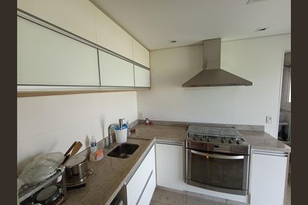 Apartamento à venda com 108m², 3 quartos e 2 vagasFoto 03