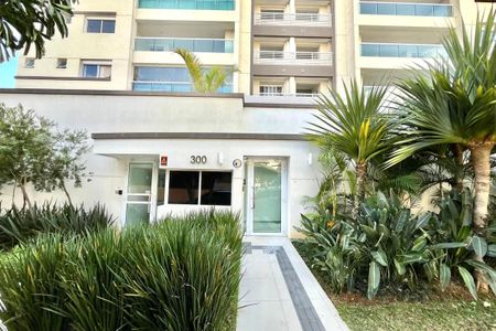 Apartamento para alugar com 135m², 3 quartos e 3 vagas Apartamento para alugar com 135m², 3 quartos e 3 vagasFachada