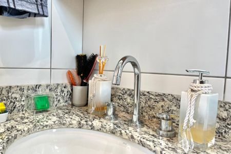 Apartamento para alugar com 135m², 3 quartos e 3 vagas Apartamento para alugar com 135m², 3 quartos e 3 vagasBanheiro da Suíte 2