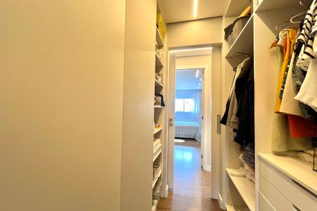 Apartamento para alugar com 135m², 3 quartos e 3 vagas Apartamento para alugar com 135m², 3 quartos e 3 vagasQuarto 4