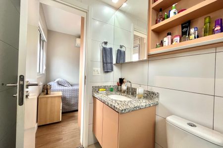 Apartamento para alugar com 135m², 3 quartos e 3 vagas Apartamento para alugar com 135m², 3 quartos e 3 vagasBanheiro da Suíte 2