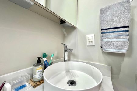 Apartamento para alugar com 135m², 3 quartos e 3 vagas Apartamento para alugar com 135m², 3 quartos e 3 vagasBanheiro da Suíte 1