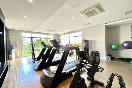 Apartamento para alugar com 135m², 3 quartos e 3 vagas Apartamento para alugar com 135m², 3 quartos e 3 vagasÁrea comum - Academia