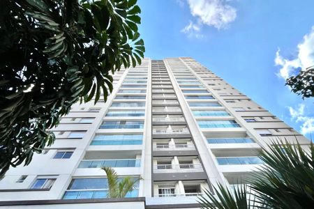 Apartamento para alugar com 135m², 3 quartos e 3 vagas Apartamento para alugar com 135m², 3 quartos e 3 vagasFachada