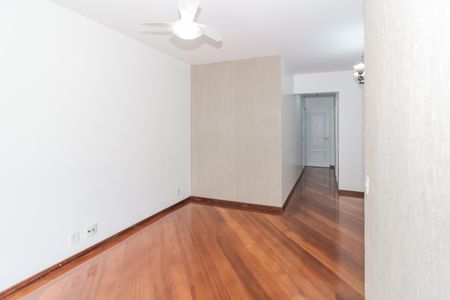 Apartamento para alugar com 83m², 3 quartos e 2 vagasSala