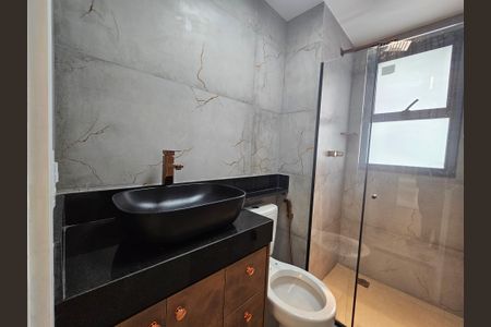 Apartamento para alugar com 71m², 2 quartos e 1 vaga Apartamento para alugar com 71m², 2 quartos e 1 vagaBanheiro da Suíte 2