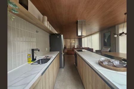 Apartamento para alugar com 71m², 2 quartos e 1 vaga