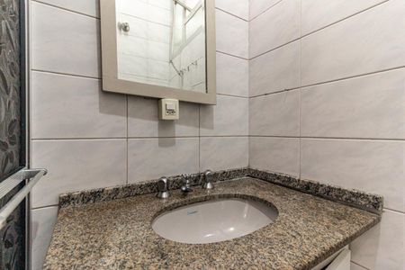 Apartamento à venda com 70m², 2 quartos e sem vaga Apartamento à venda com 70m², 2 quartos e sem vagaBanheiro