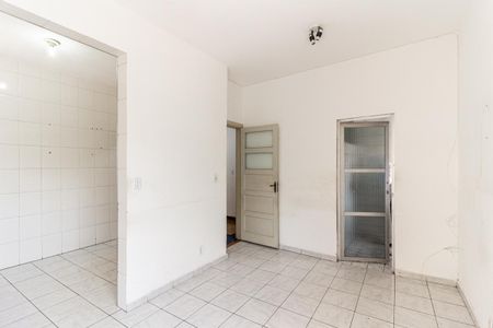 Apartamento à venda com 70m², 2 quartos e sem vaga Apartamento à venda com 70m², 2 quartos e sem vagaSala
