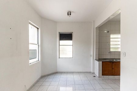 Apartamento à venda com 70m², 2 quartos e sem vaga Apartamento à venda com 70m², 2 quartos e sem vagaSala
