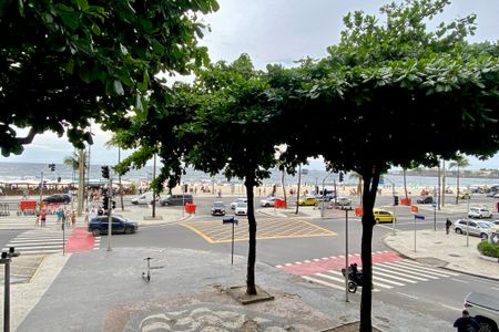 Vista sala de apartamento à venda com 3 quartos, 150m² em Copacabana, Rio de Janeiro