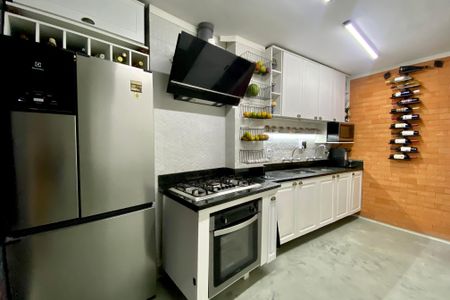 Apartamento à venda com 150m², 3 quartos e 1 vaga Apartamento à venda com 150m², 3 quartos e 1 vagaCozinha
