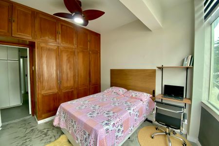 Apartamento à venda com 150m², 3 quartos e 1 vaga Apartamento à venda com 150m², 3 quartos e 1 vagaQuarto 1