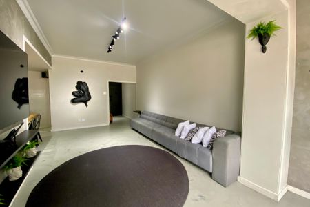 Apartamento à venda com 150m², 3 quartos e 1 vaga Apartamento à venda com 150m², 3 quartos e 1 vagaSala