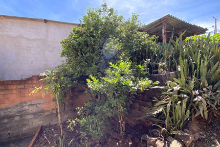 Casa à venda com 360m², 2 quartos e 1 vagaQuintal