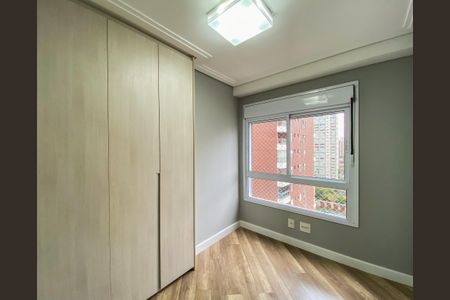 Apartamento à venda com 71m², 2 quartos e 2 vagasQuarto 2