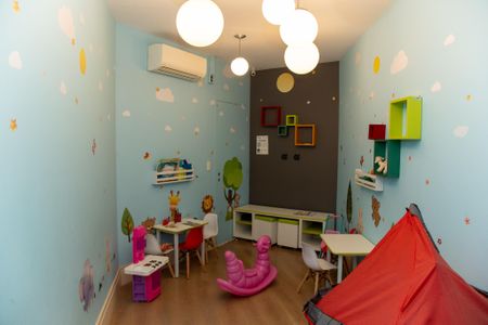 Apartamento à venda com 71m², 2 quartos e 2 vagasBrinquedoteca