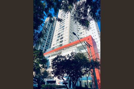 Apartamento à venda com 71m², 2 quartos e 2 vagasFachada