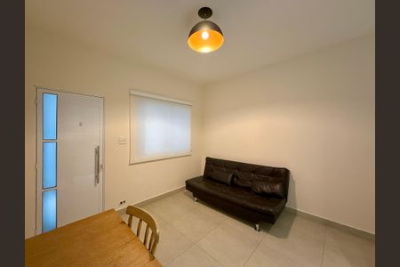 Casa para alugar com 35m², 1 quarto e sem vagaSala