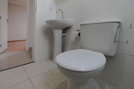 Apartamento para alugar com 48m², 2 quartos e 1 vaga Apartamento para alugar com 48m², 2 quartos e 1 vagaBanheiro