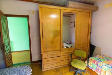 Casa à venda com 329m², 4 quartos e 2 vagas