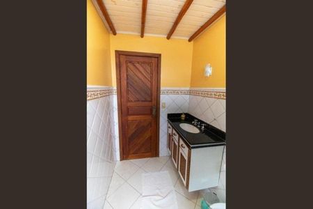 Casa à venda com 329m², 4 quartos e 2 vagas