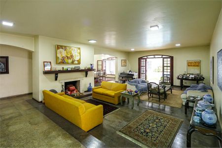 Casa à venda com 4 quartos, 579m² em Vila Cruzeiro, São Paulo