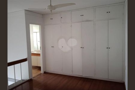 Apartamento à venda com 60m², 1 quarto e 1 vaga