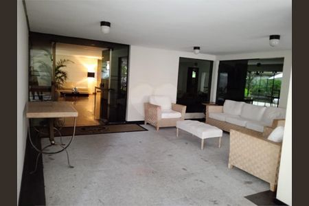 Apartamento à venda com 60m², 1 quarto e 1 vaga