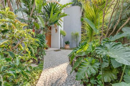 Casa à venda com 396m², 4 quartos e 4 vagas