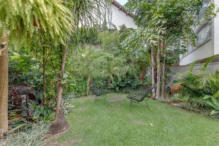 Casa à venda com 396m², 4 quartos e 4 vagas